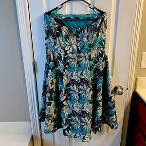 Plant print strapless dress